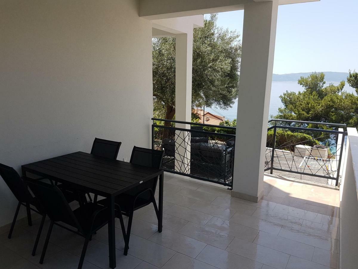 Sea View Apartment With A Huge Terrace Pisak Eksteriør billede